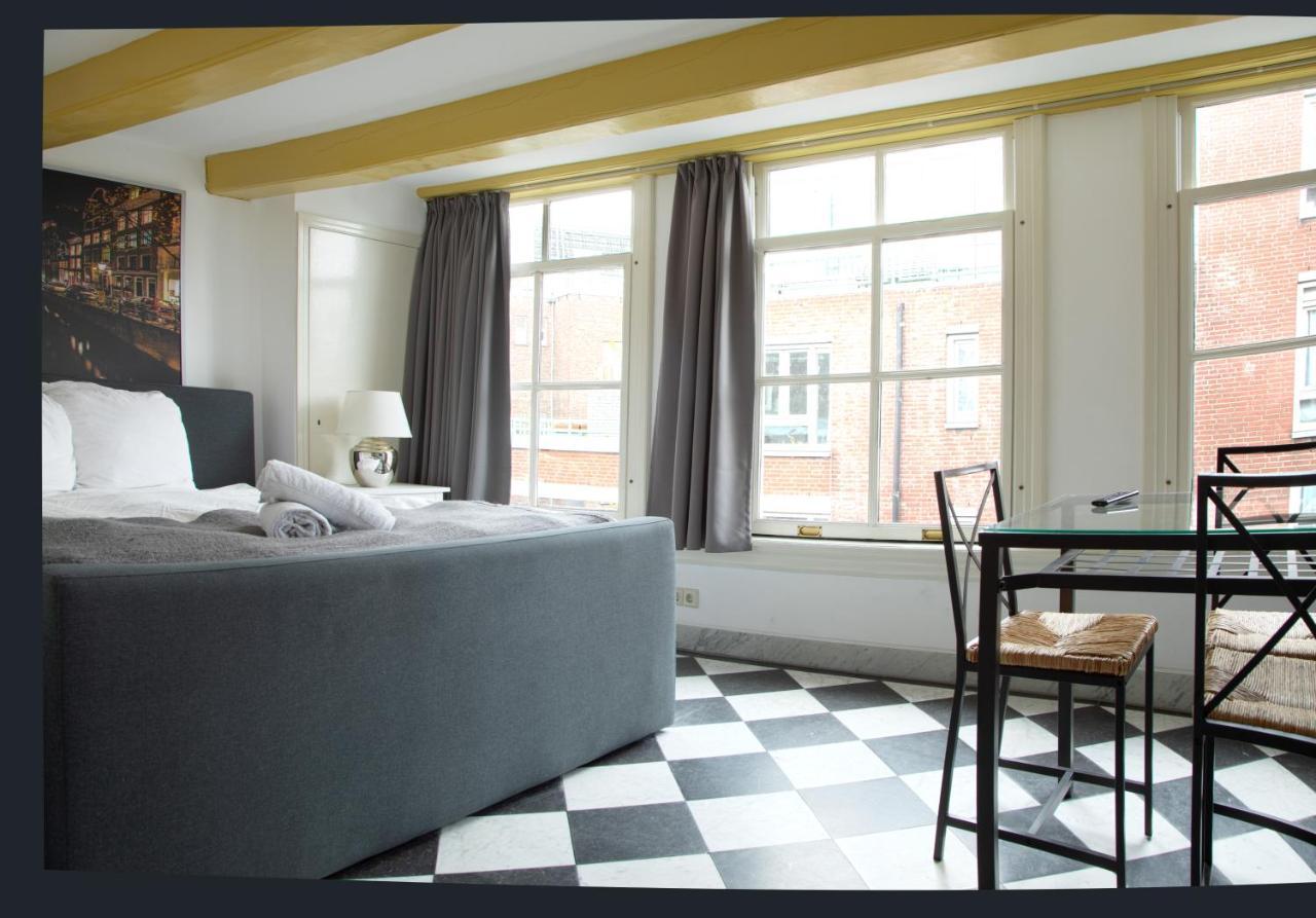 Modern Canal House Loft - City Center アムステルダム エクステリア 写真